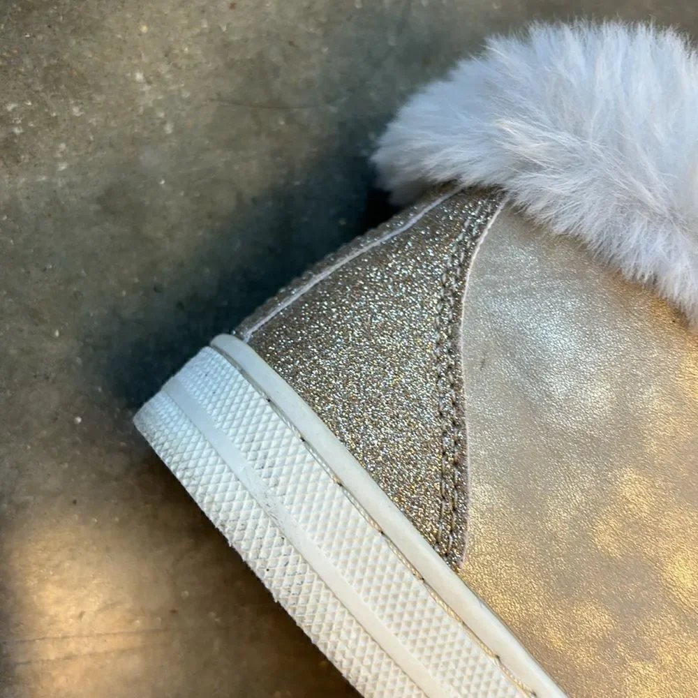 The children’s place sneakers gold glitter 3 faux fur